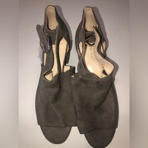 Women Nine West shoes 8.5